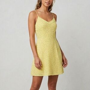GAP Yellow Floral Mini Sun Dress Size M Ajustable Straps Flowy Boho
